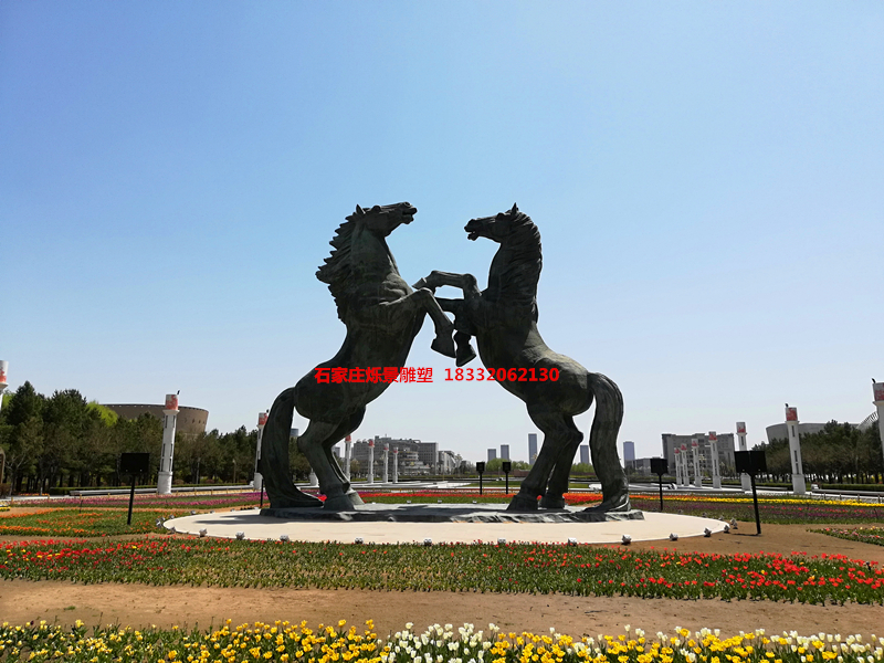 主題公園馬雕塑